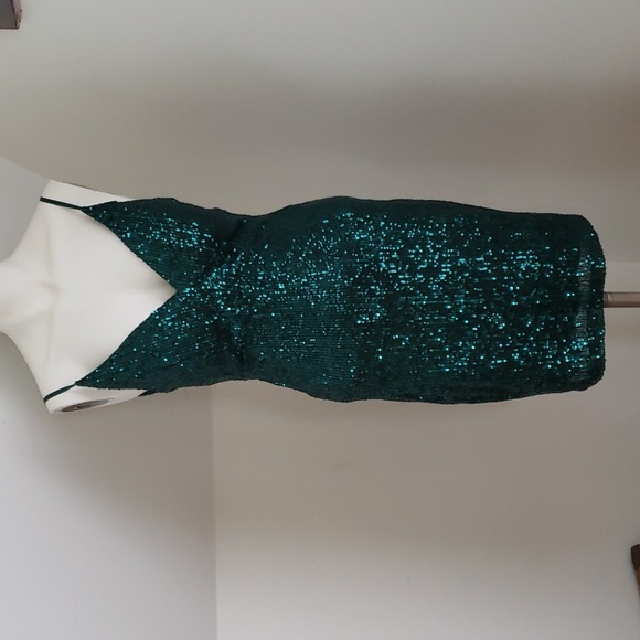 Emerald Sundae Juniors' Sequined Law-Back Bodycon Mini Dress Macy's, Size M - Picture 4 of 16